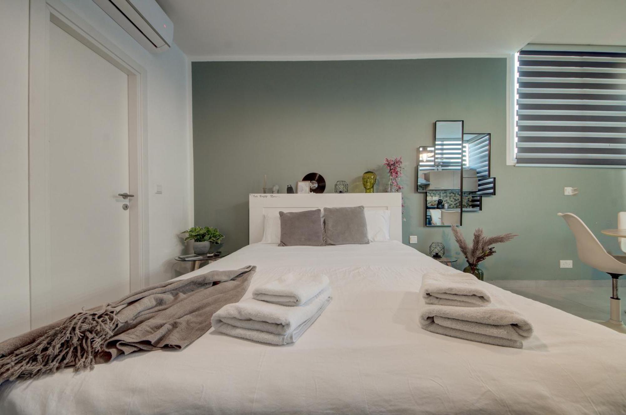 Cosy Penthouse In - Walking Distance To Valletta
